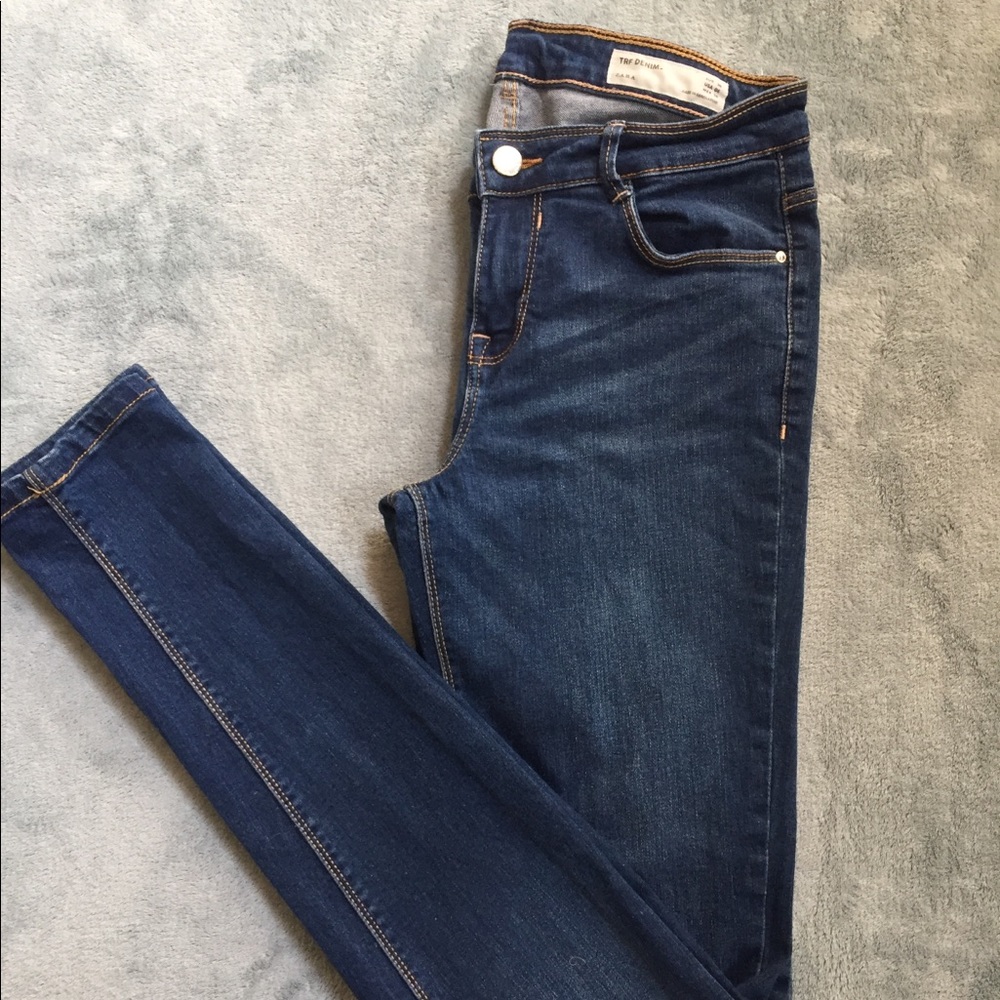Zara trafaluc dark washed skinnies